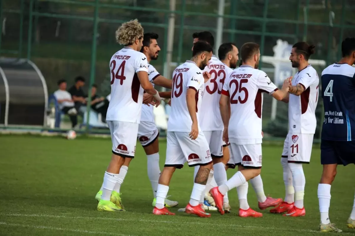 Seza Çimento Elazığspor 2 Günlük İzne Ayrıldı