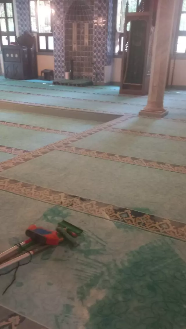 Kütahya'daki gençler camiye zarar verdi