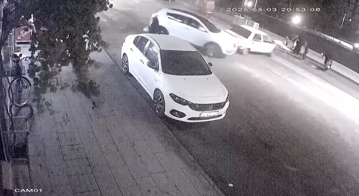 Çorum'da Yaya Geçidinde Kaza: 2 Yaralı