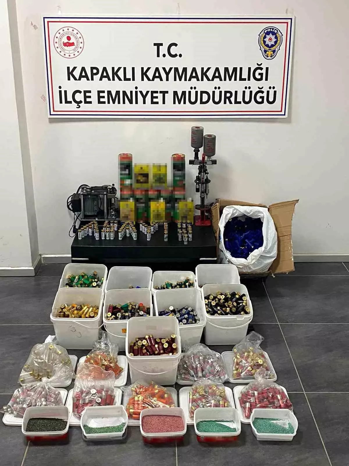 Sosyal Medyada Barut ve Av Fişeği Ticareti Yapan Şahıs Gözaltına Alındı