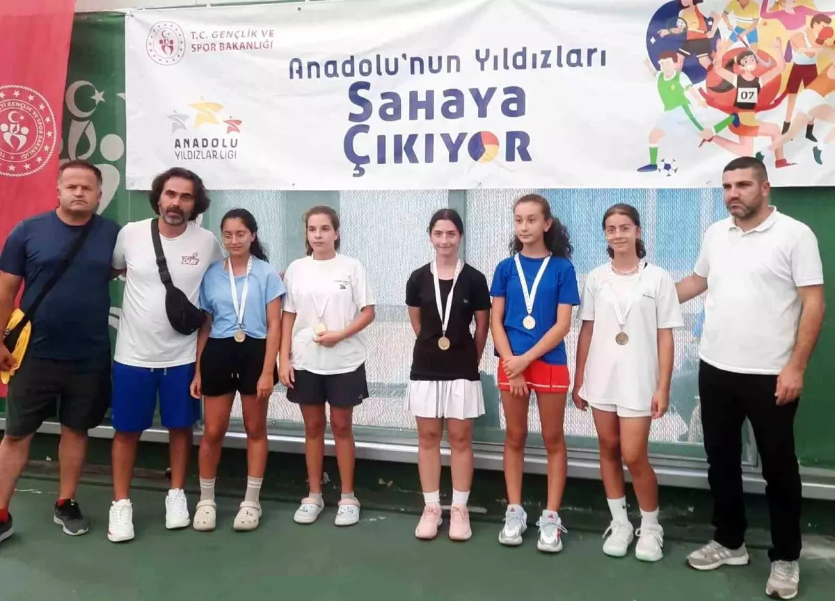 Düzceli Sporcular Analig Tenis Müsabakalarında 10 Altın Madalya Kazandı