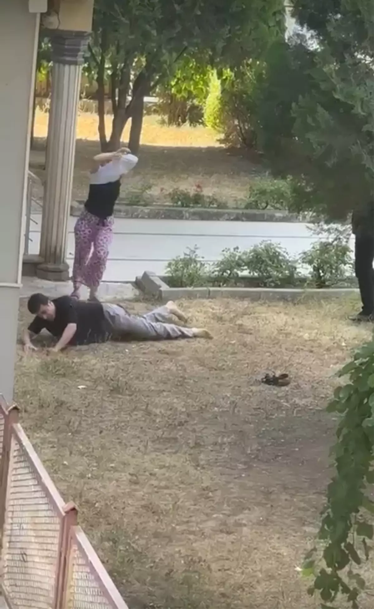 Kırşehir'de Pompalı Tüfekle Bacağından Vurulan Adamın Anları Kamerada