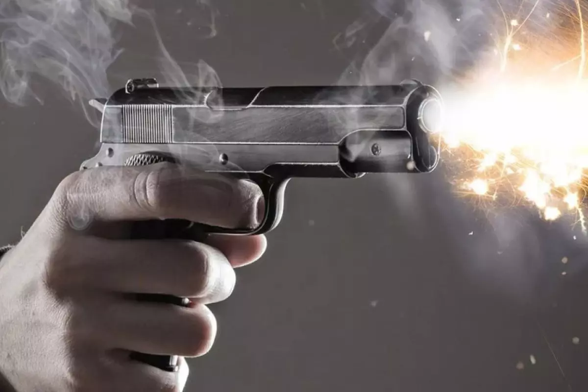 13 yaşındaki çocuk babasını başından vurdu! Nedeni akılalmaz