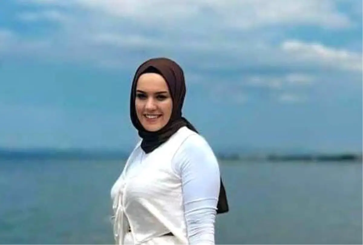 Boşanma Aşamasındaki Eşini Bıçaklayarak Yaralayan Adam İntihar Etti
