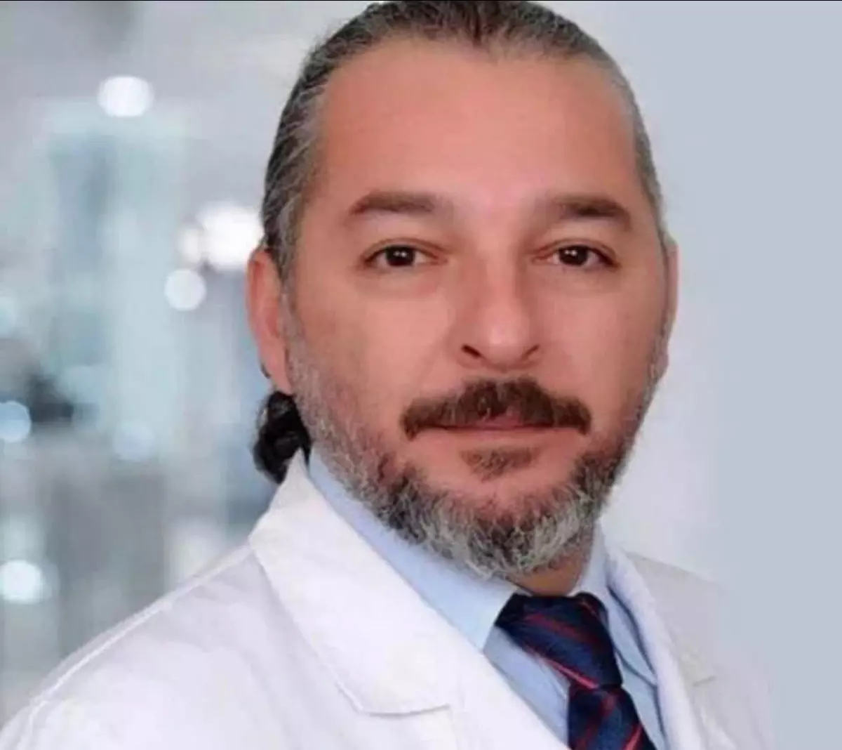 KBB Uzmanı Op. Dr. Aksın Serarslan 4 Yıl Süren Tedavinin Ardından Hayatını Kaybetti