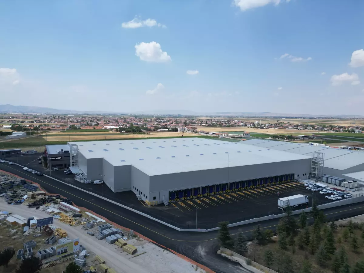 BİM, Afyon'da Yeni Meyve-Sebze Platformu Açtı