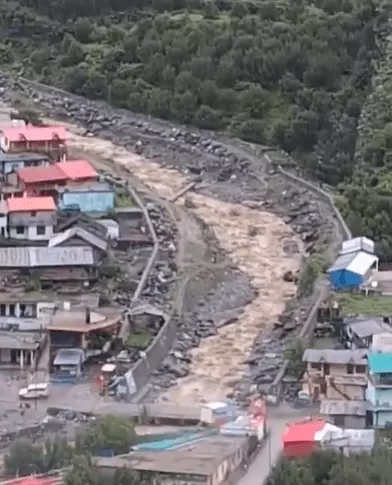 bulut patlamasinin sebep oldugu sel sulari 18917025 5490 m