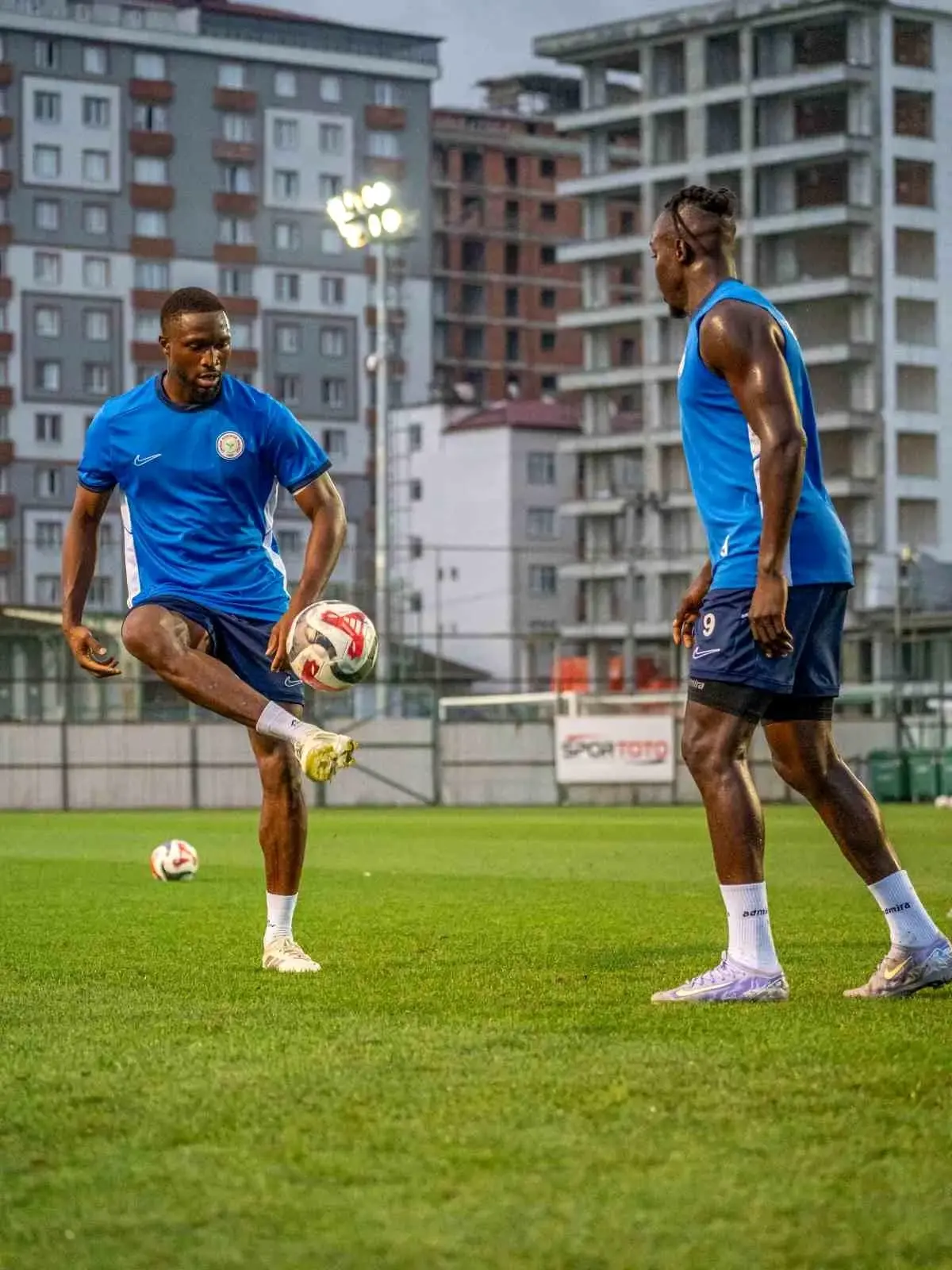 Çaykur Rizespor, Göztepe Maçı Hazırlıklarına Başladı