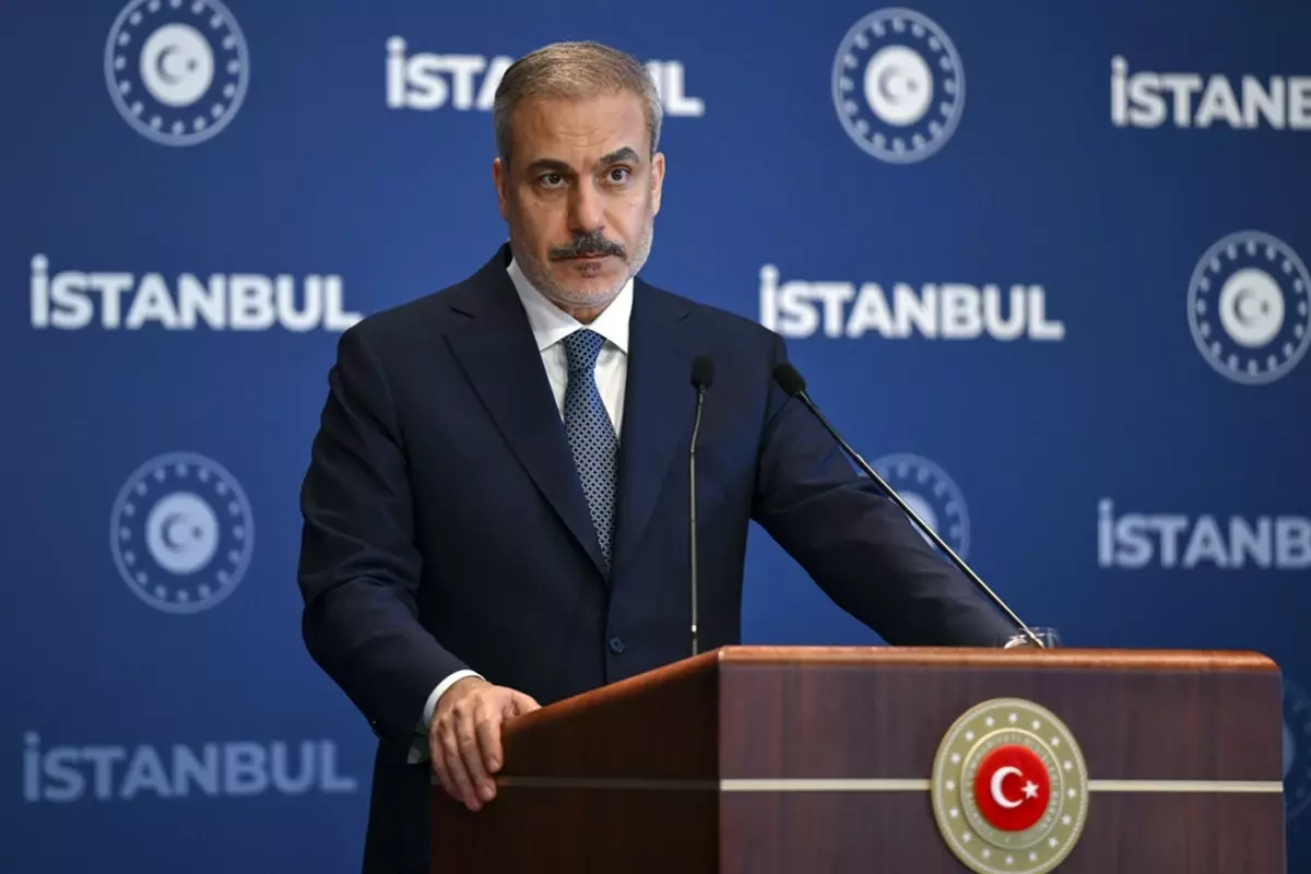 Dışişleri Bakanı Fidan'ın diploması ile ilgili iddialara belgelerle yalanlama geldi