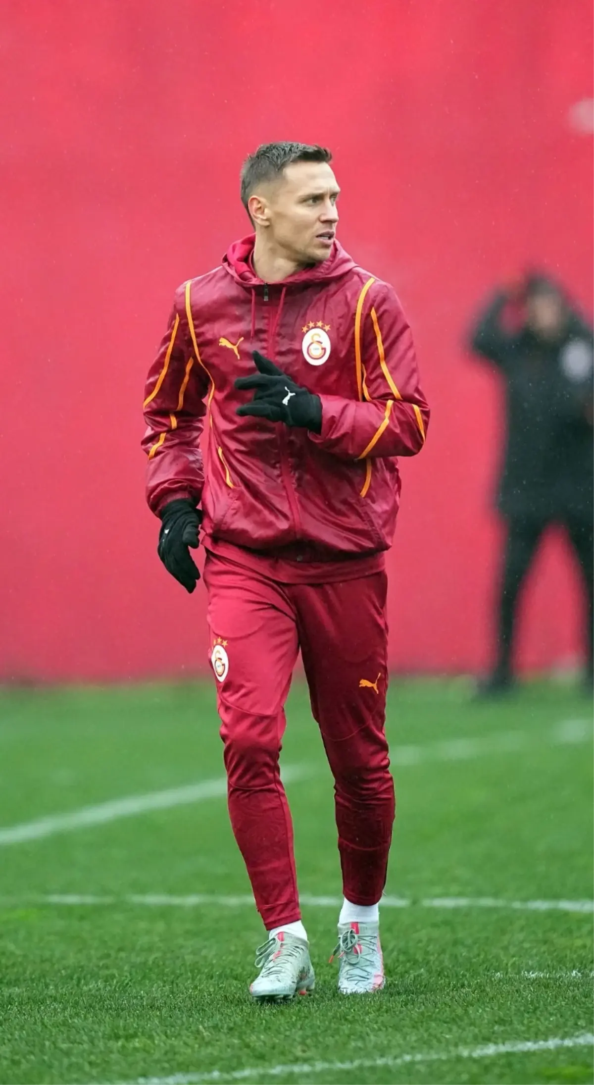 Galatasaray, Frankowski'nin Rennes'e Transferini Duyurdu