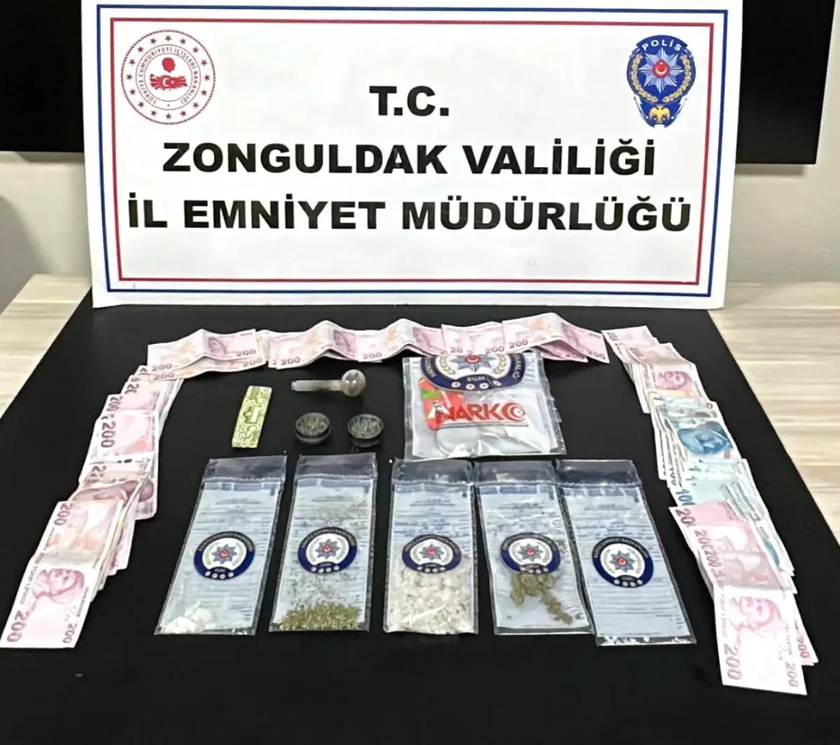Zonguldak'ta Narkotik Operasyonu: 15 Gözaltı
