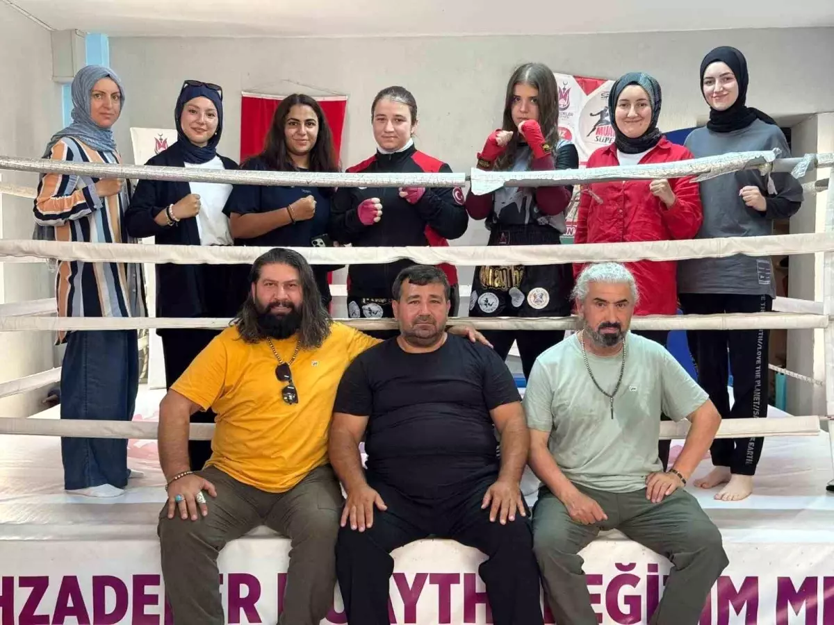 Kuruluş Osman Oyuncularından Manisa Muaythai Eğitim Merkezi'ne Ziyaret