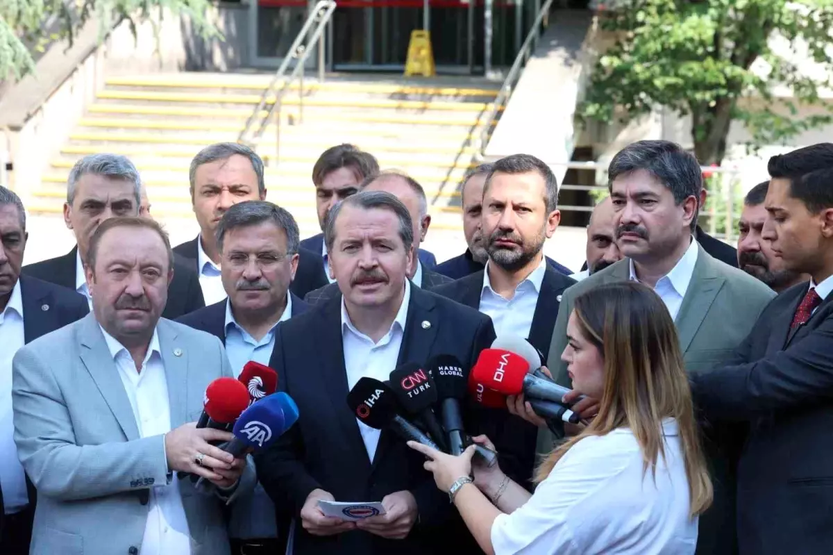 Memur-Sen Genel Başkanı Yalçın'dan Kamu İşverene İkna Çağrısı