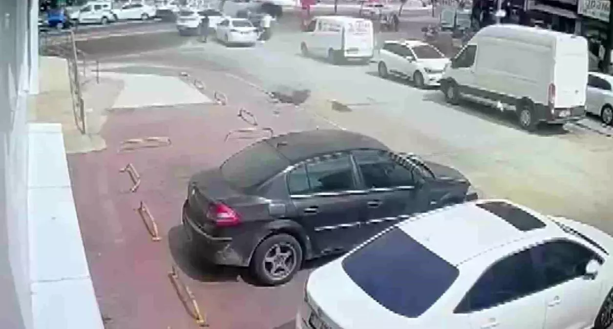 Adana'da Uyuşturucu Ticareti Operasyonu: 5 Gözaltı