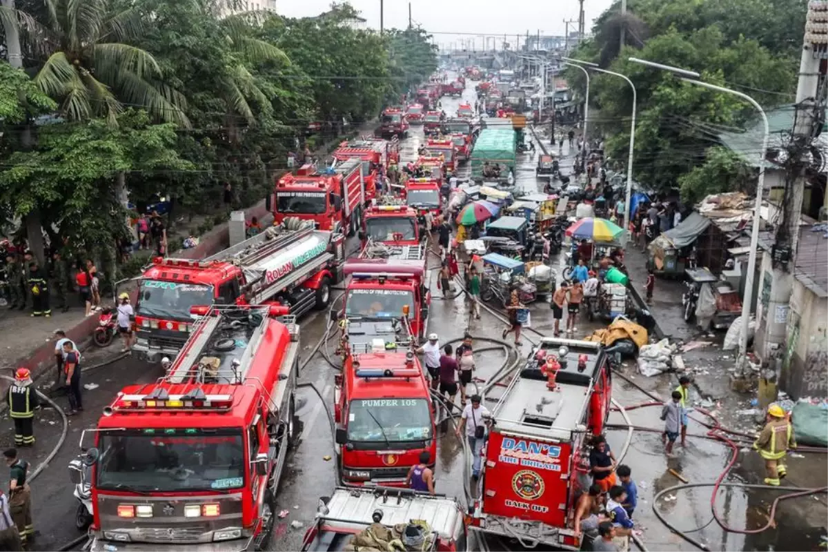 Manila'da Büyük Yangın: 1.500 Aile Etkilendi