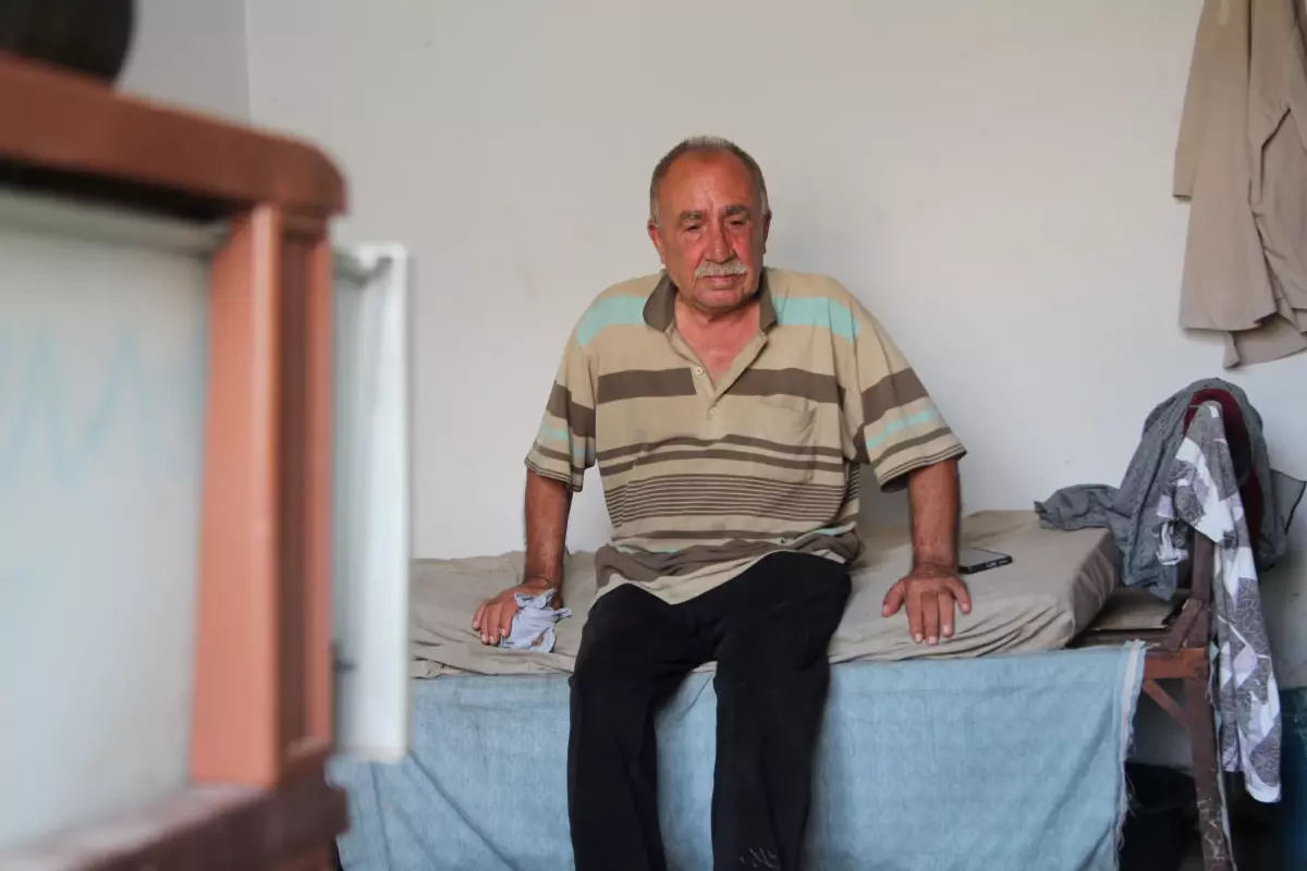 72 Yaşındaki Mustafa Şamar, Yardım Bekliyor