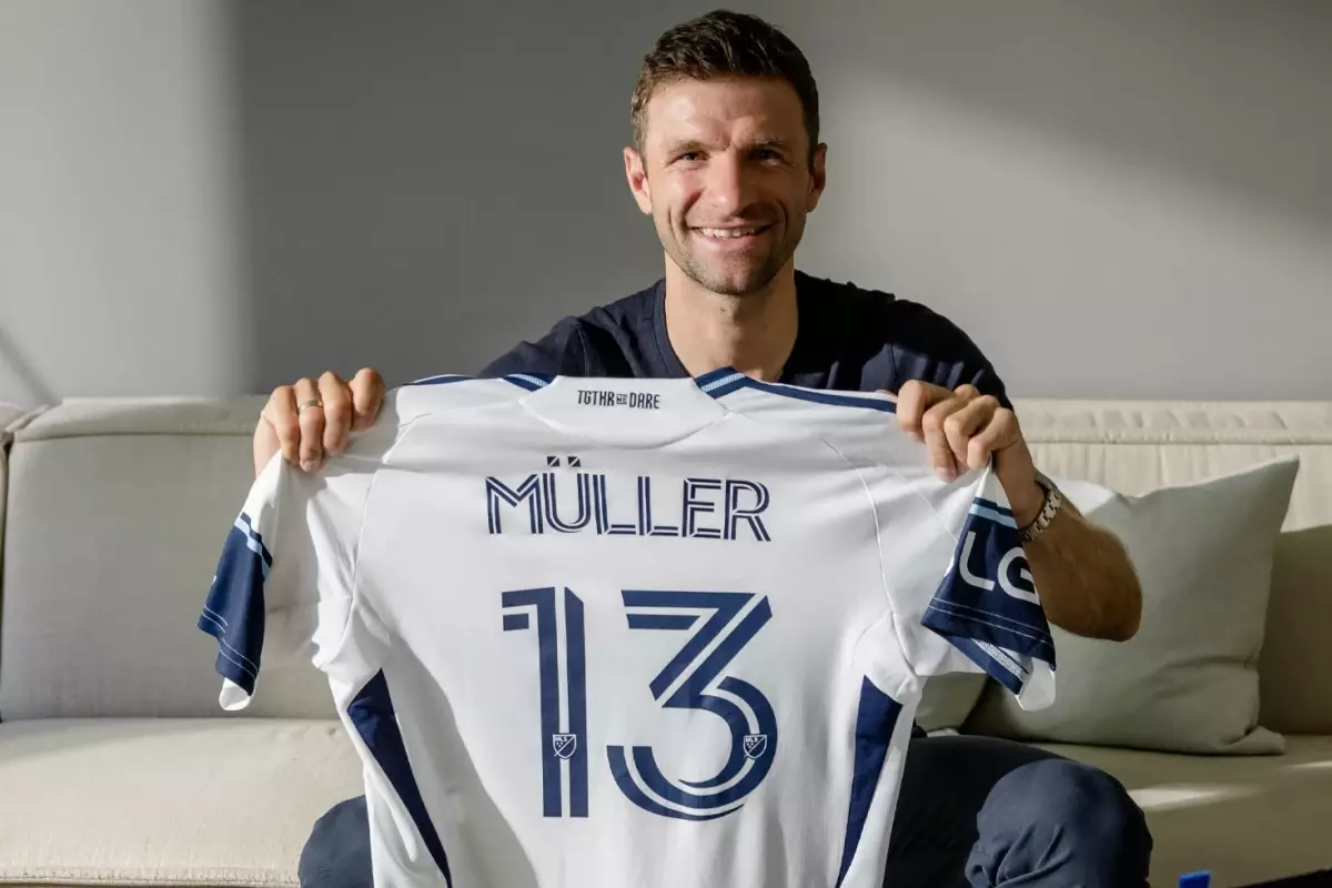 Bayern Münih'ten ayrılan Thomas Müller'den sürpriz imza