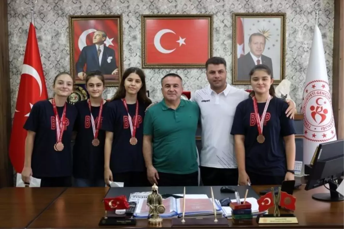 Bilecikli Sporculardan Gençlik ve Spor İl Müdürü'ne Ziyaret