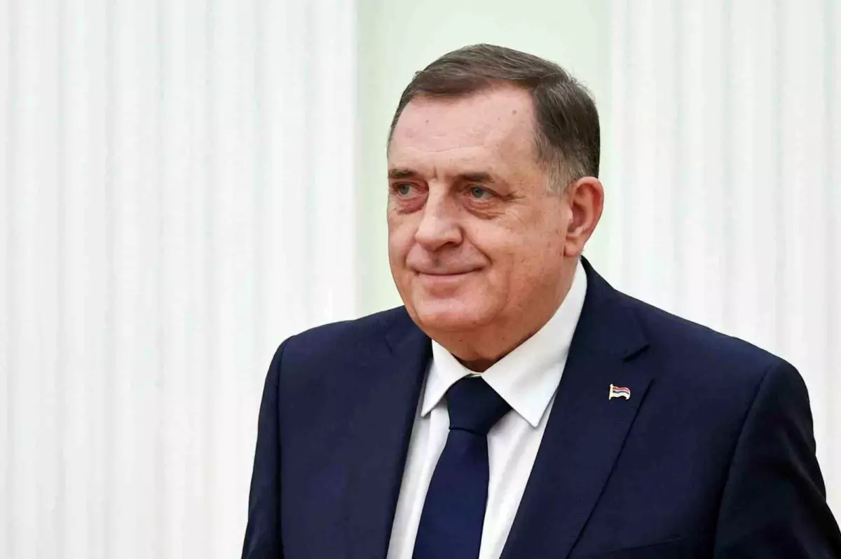 Sırp Cumhuriyeti Başkanı Milorad Dodik Görevden Alındı