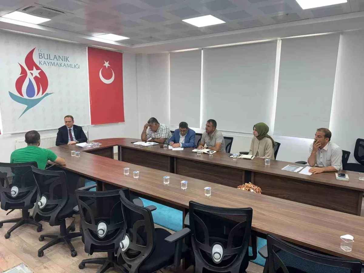 Muş'ta 'Halk Günü' Toplantısı Düzenlendi