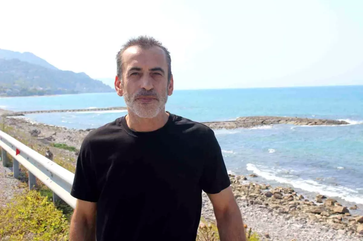 Fas Açıklarında Mahsur Kalan Türk Gemi Kaptanı Yardım Bekliyor