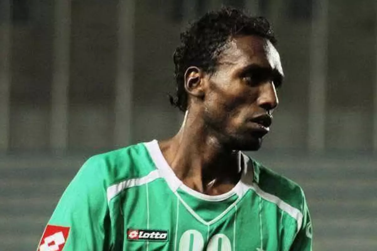 Filistin'in eski milli futbolcusu Al-Obaid, Gazze'de insani yardım beklerken öldürüldü