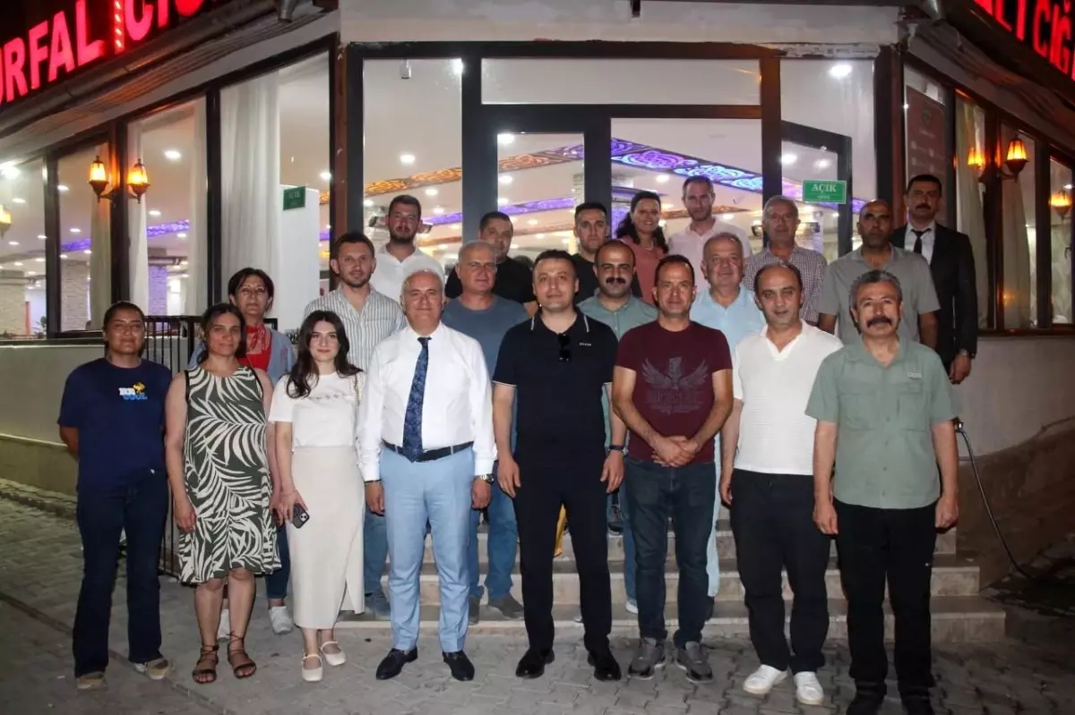 Ceylanpınar Gümrük Müdürü Şakir Atlı'ya Veda Yemeği Düzenlendi