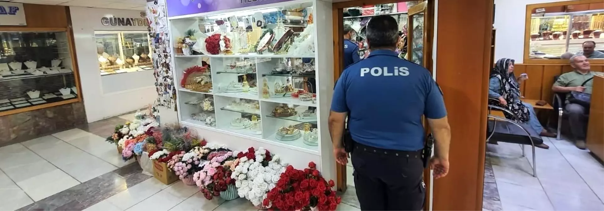 Kırşehir'de Piroteknik Madde Satışına Denetim