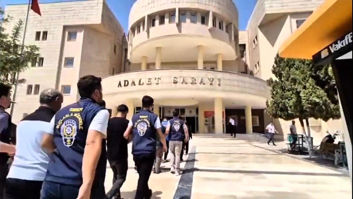 Şanlıurfa'da Çocukların Dijital Ortamda Korunması İçin Operasyon: 3 Tutuklama