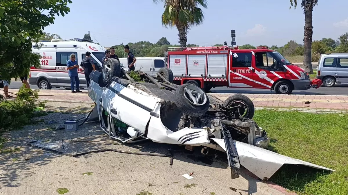 Manavgat'ta Kaza: Otomobil Takla Attı, Sürücü Yaralandı