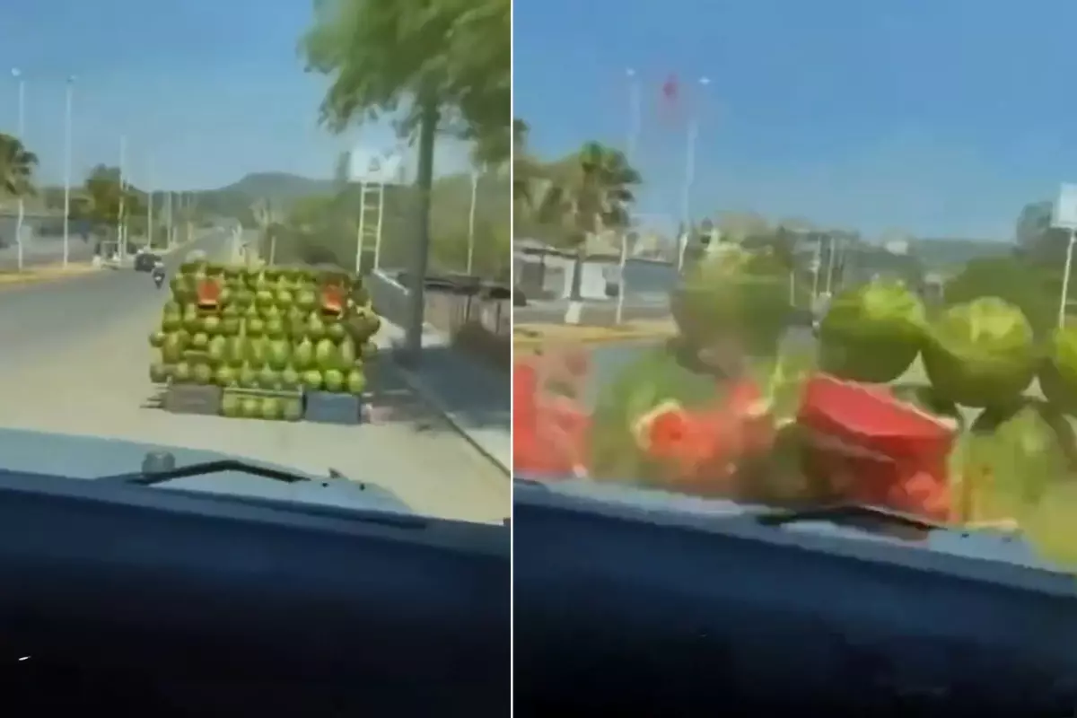Vicdansız hareket! 'Canımız sıkıldı' deyip esnafın tezgahını dağıttılar