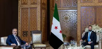 Bakan Fidan, Şam'da Suriye Cumhurbaşkanı Şara ile bir araya geldi