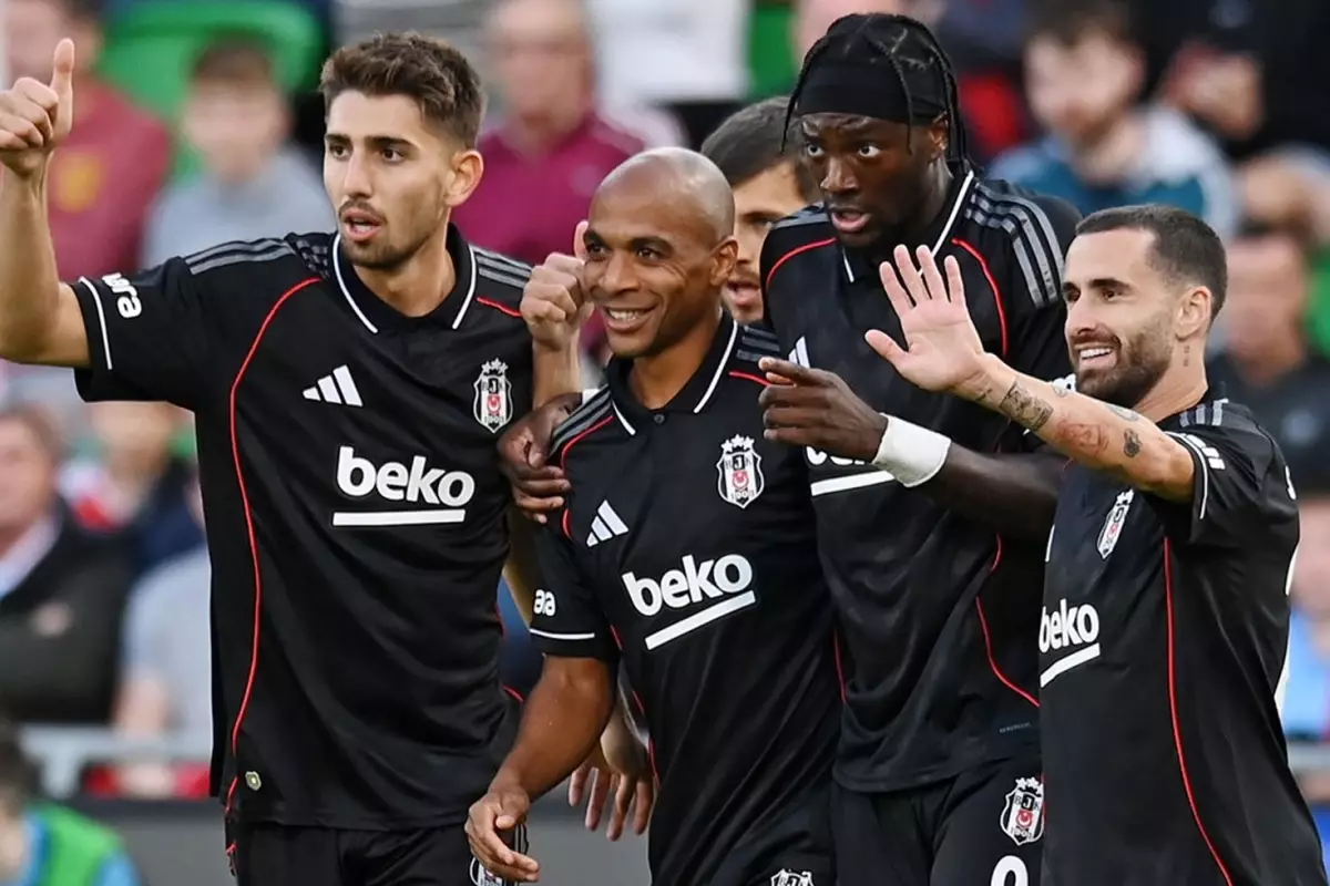 Beşiktaş şov yaptı, turun kapısını sonuna kadar araladı