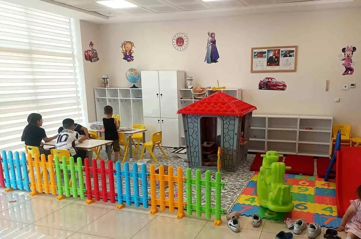 Beyşehir Adliyesi'nde Çocuklar İçin Oyun Alanı Açıldı