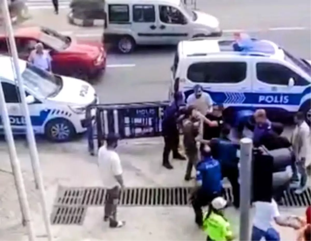 Bilecik'te Yol Vermeme Sebebiyle Kavga Çıktı