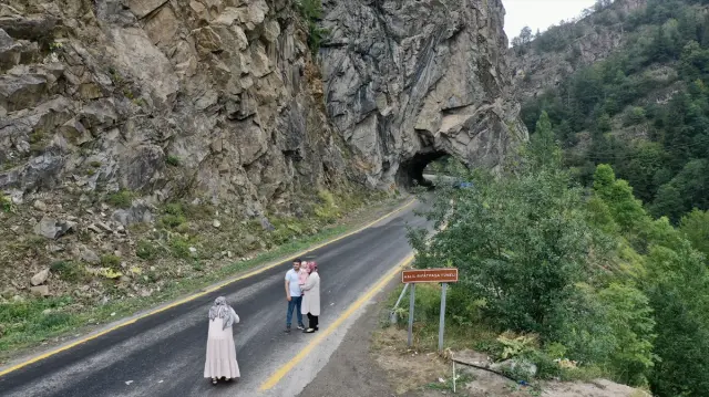 gidemedigin yer senin degildir diyerek yapilan 18922891 4875 m