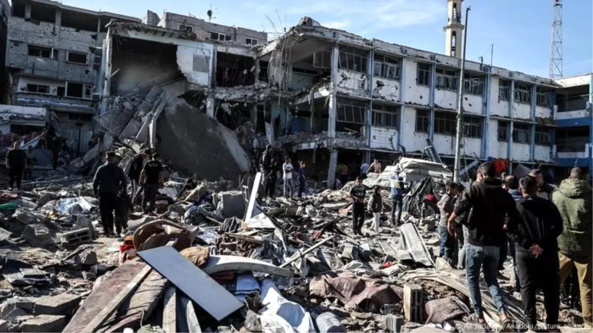 HRW: Gazze'de okulları vuran İsrail'e silah ambargosu uygulansın