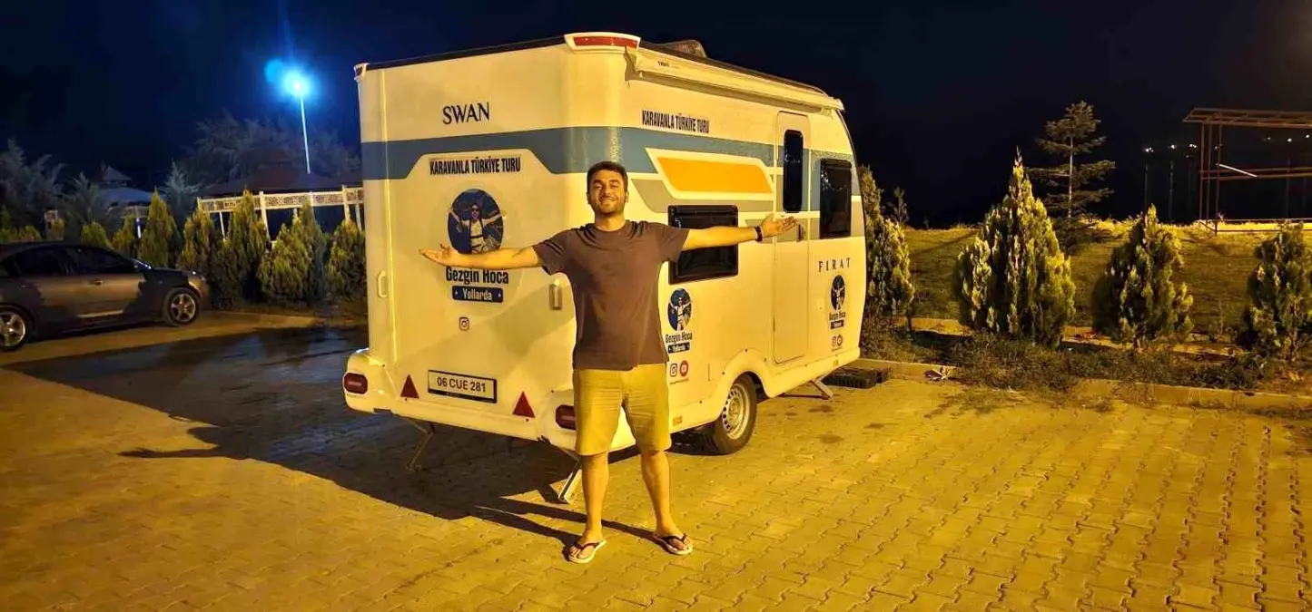Gezgin Hoca Yollarda: Karavan ile Türkiye Turu