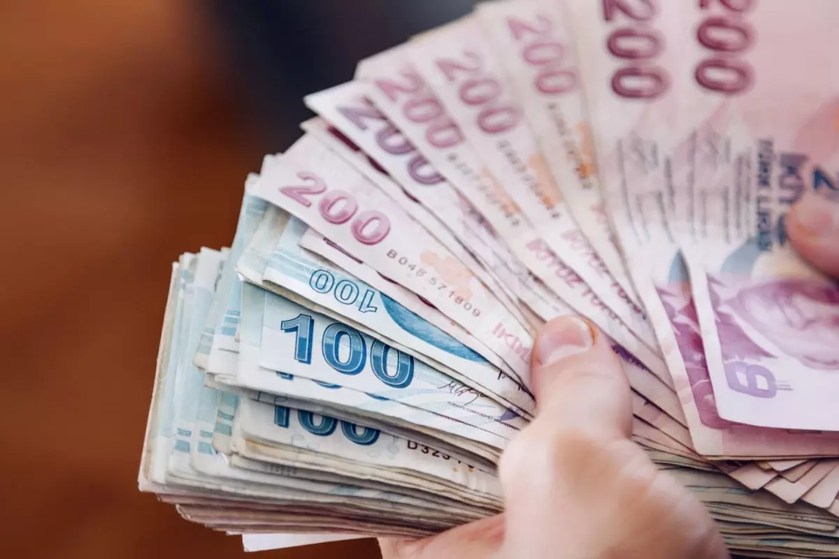 KOBİ'nin tanımı değişti: Net satış hasılatı 1 milyar TL'ye çıkarıldı