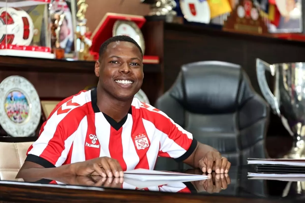 Sivasspor, Brezilyalı Luan Campos ile Anlaştı