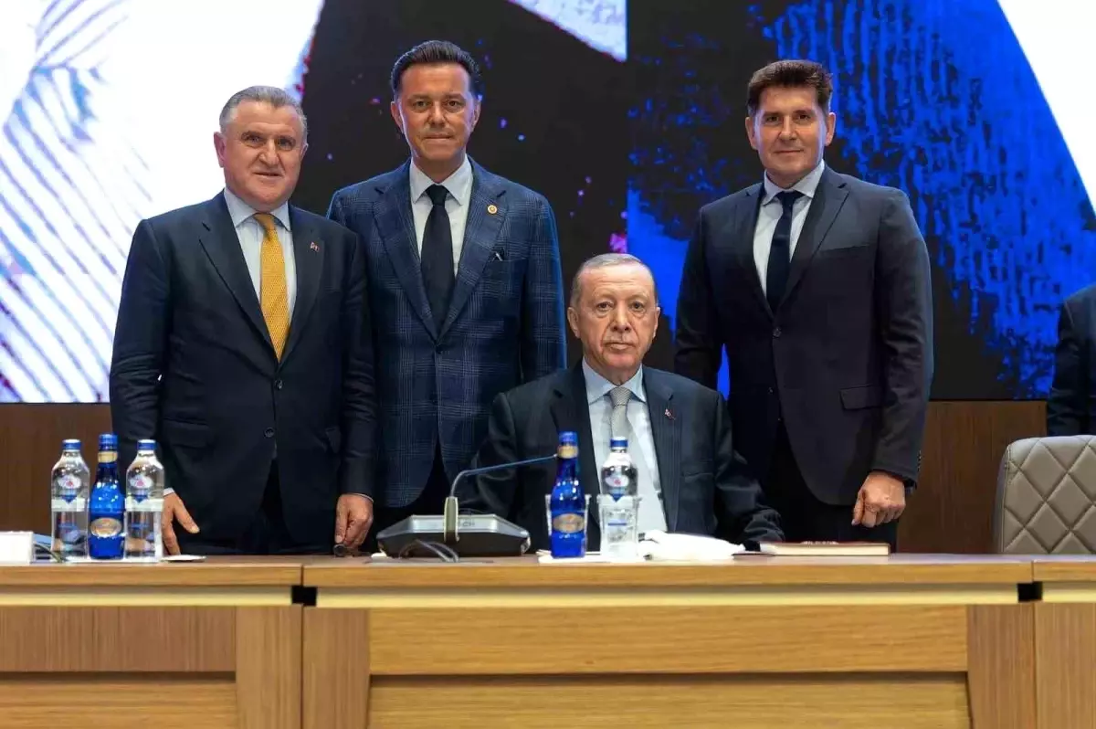 Nebi Hatipoğlu ve Jeyap Heper, Cumhurbaşkanı Erdoğan'ı ziyaret etti