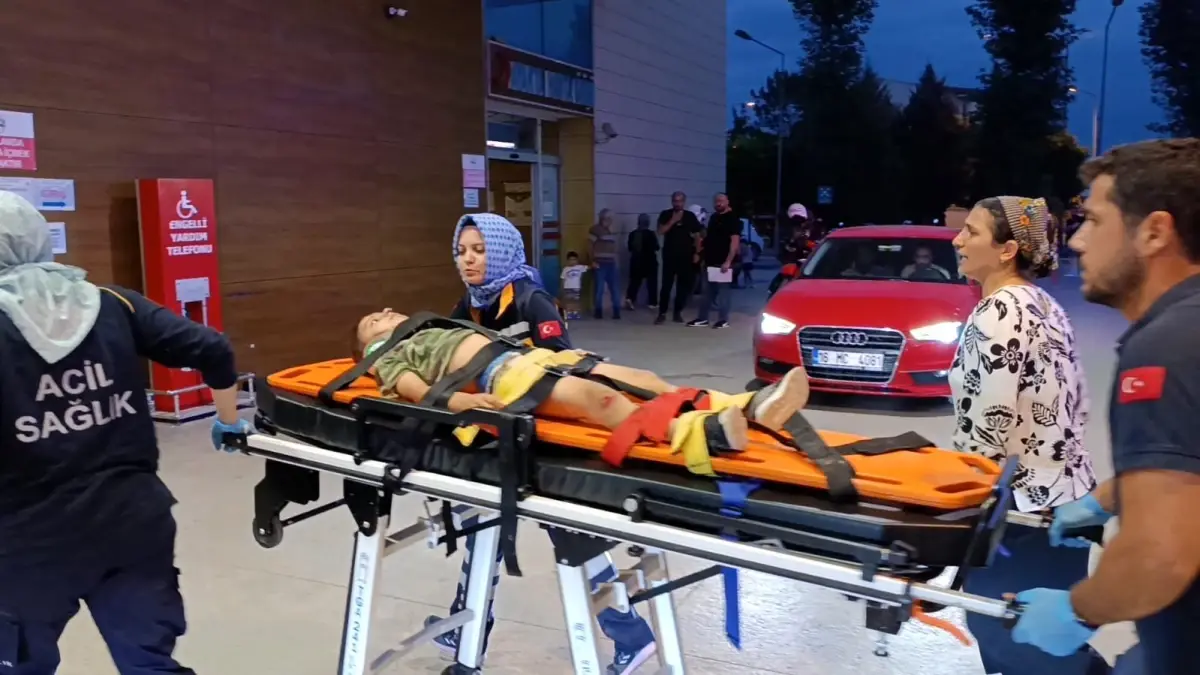 Bursa'da Otomobilin Çarptığı Çocuk Ağır Yaralandı