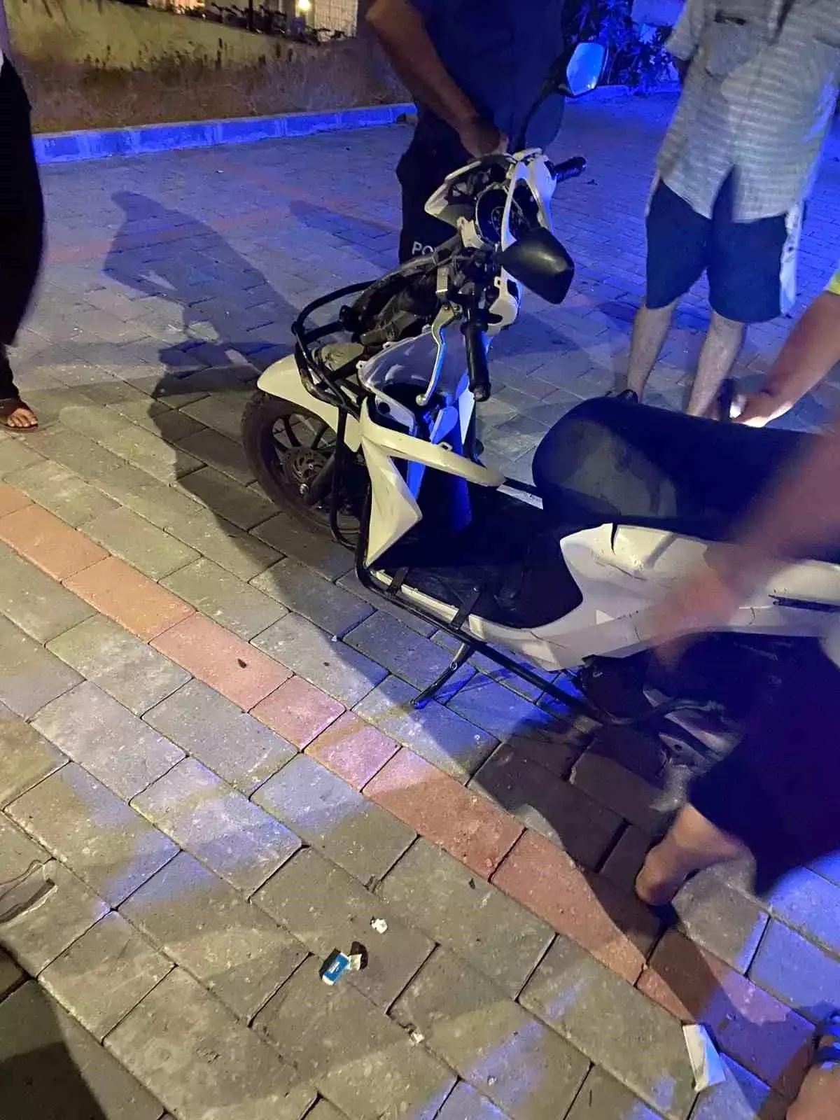 Gazipaşa'da Otomobil ile Motosiklet Çarpıştı: Bir Yaralı