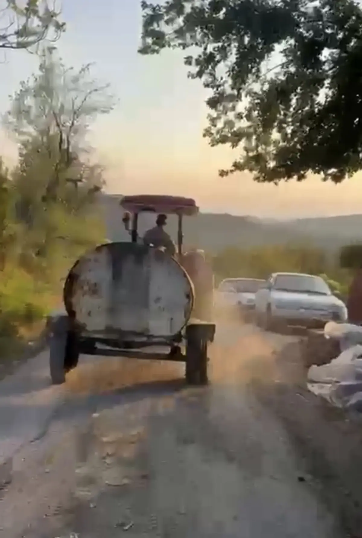 Patlak Lastikle Yangın Söndürme Mücadelesi