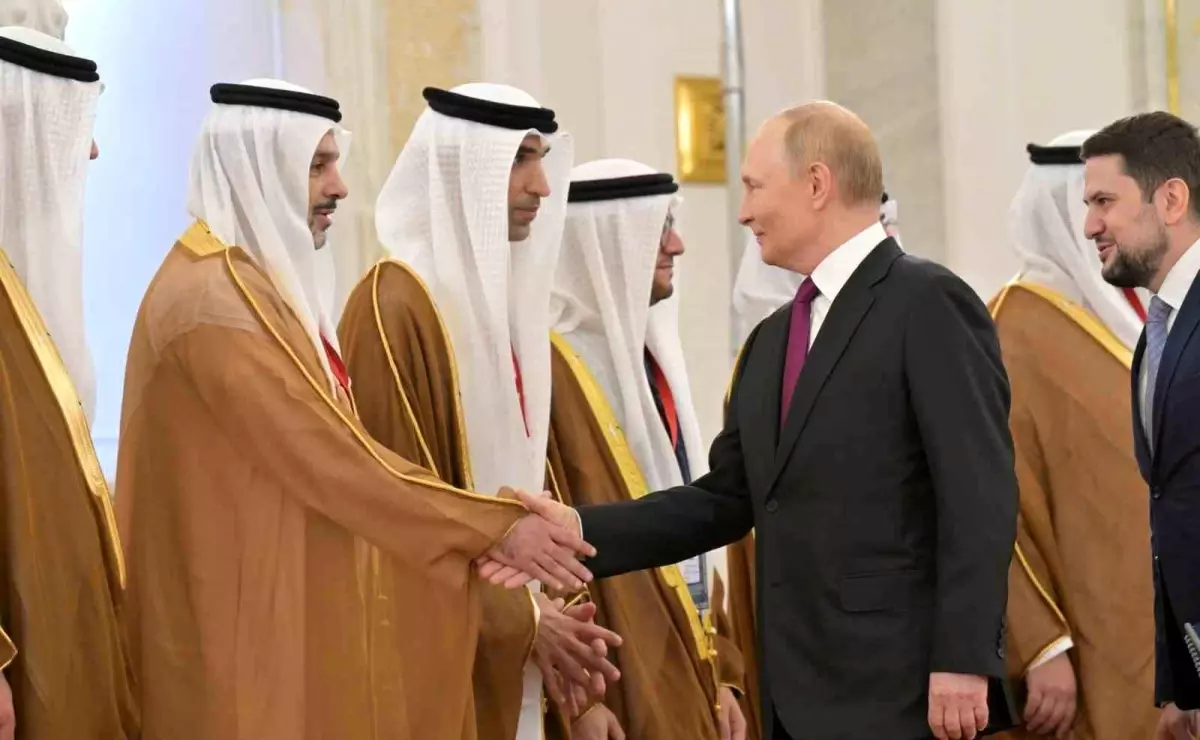 Putin, Trump ile Görüşme İçin BAE'yi Önerdi