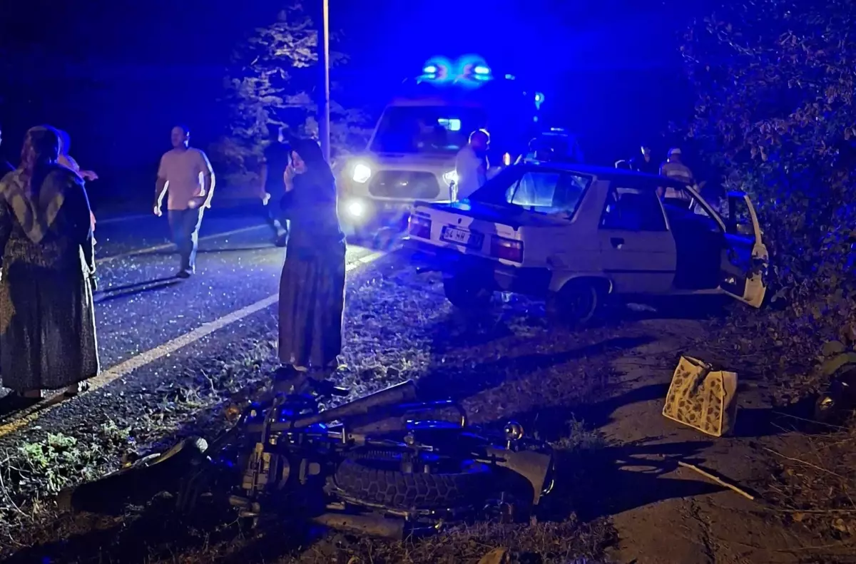 Akyazı'da Otomobil ve Motosiklet Çarpıştı: 1 Ölü, 1 Yaralı