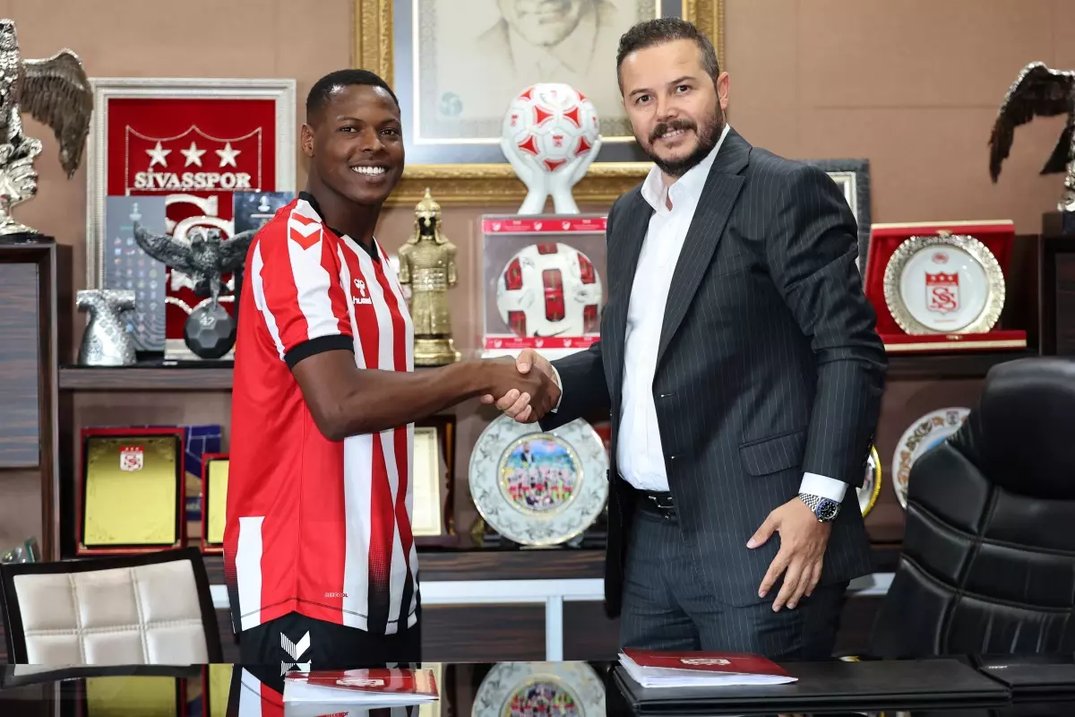 Sivasspor, Brezilyalı Luan Campos ile Anlaştı