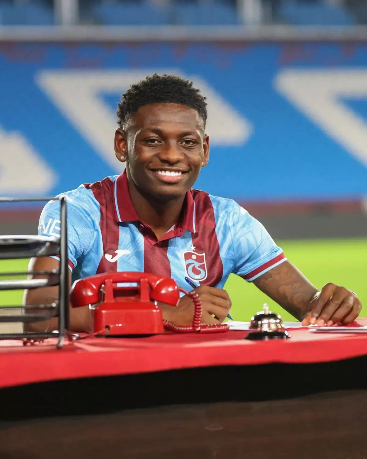 Trabzonspor, Kazeem Olaigbe'i Kadrosuna Katıyor