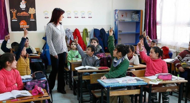 Ücretli öğretmenlik başvurusu başladı mı? Ücretli öğretmenlik başvurusu ne zaman başlayacak ve nasıl Ücretli öğretmenlik başvurusu başladı mı? Ücretli öğretmenlik başvurusu ne zaman başlayacak ve nasıl