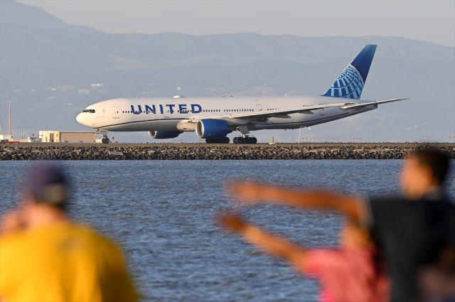 united airlines ta sistem arizasi krizi yuzlerce 18922261 349 m